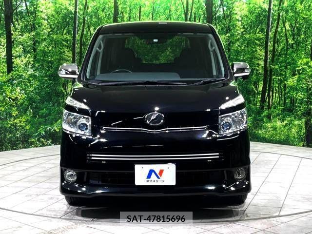Toyota VOXY 2009-07 210796-15