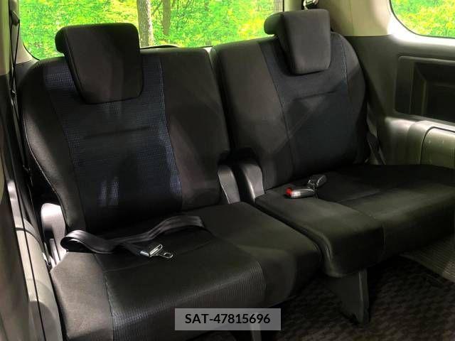 Toyota VOXY 2009-07 210796-13
