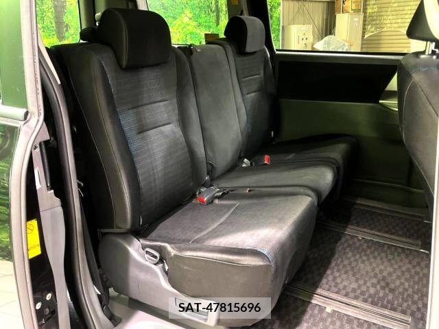 Toyota VOXY 2009-07 210796-12