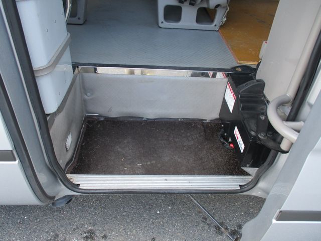 Hino LIESSE 2015-12 8449-10