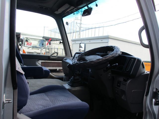 Hino LIESSE 2015-12 8449-12