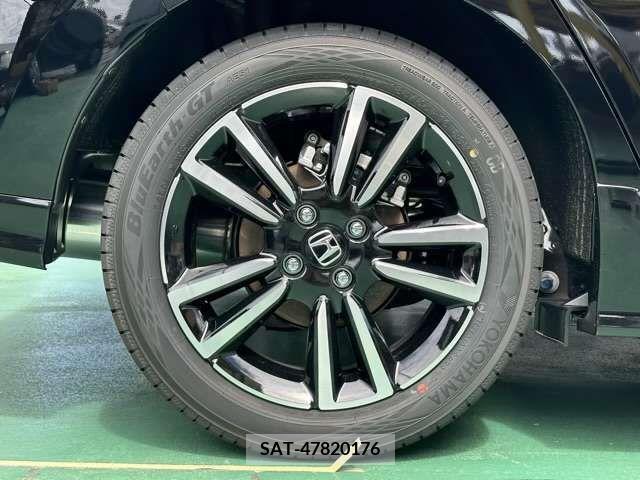Honda FIT 2024-06 378498-13