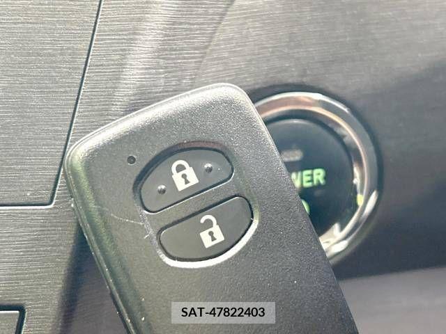 Toyota PRIUS 2010-04 282269-3