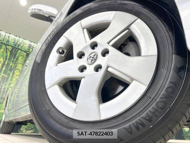 Toyota PRIUS 2010-04 282269-12