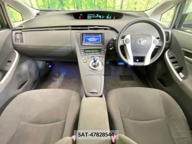 Toyota PRIUS 2010-08 321936-1