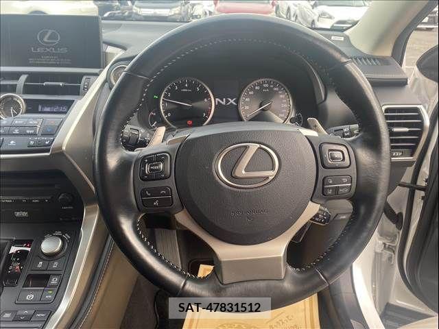 Lexus NX 2016-11 276723-1