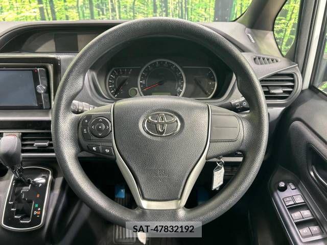 Toyota NOAH 2015-12 392826-12