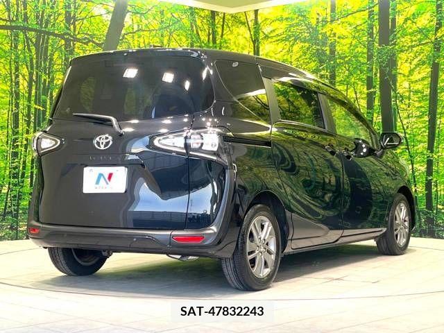 Toyota SIENTA 2022-01 235977-18