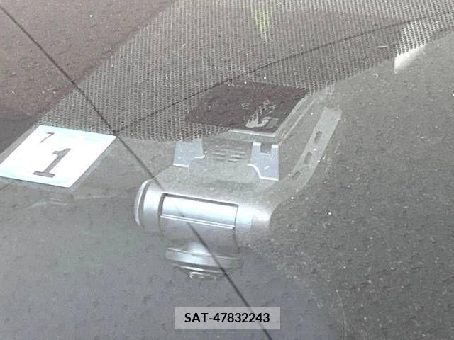 Toyota SIENTA 2022-01 235977-7