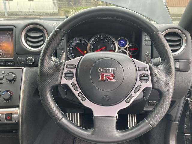 Nissan GT-R 2008-07 1076-12