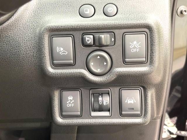 Nissan NOTE 2018-01 26677-6