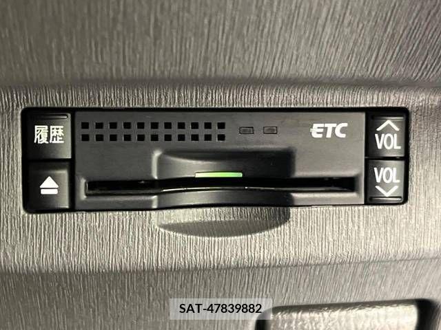 Toyota PRIUS 2011-10 379179-5