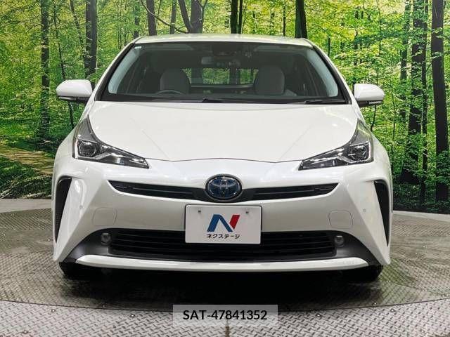 Toyota PRIUS 2018-12 212569-14
