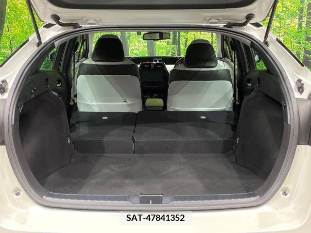 Toyota PRIUS 2018-12 212569-10