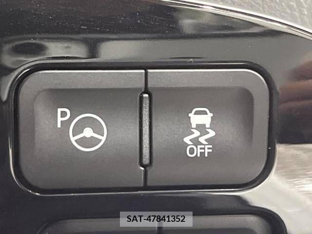 Toyota PRIUS 2018-12 212569-6