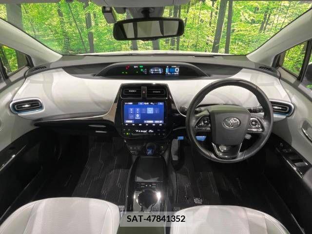Toyota PRIUS 2018-12 212569-1
