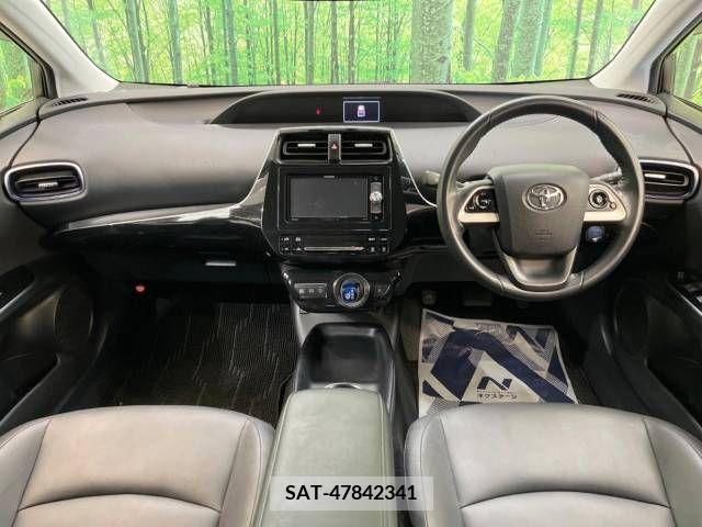 Toyota PRIUS 2018-04 346251-1