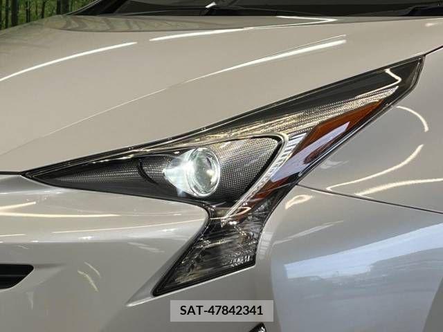 Toyota PRIUS 2018-04 346251-12