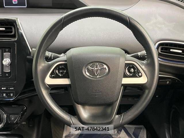 Toyota PRIUS 2018-04 346251-11