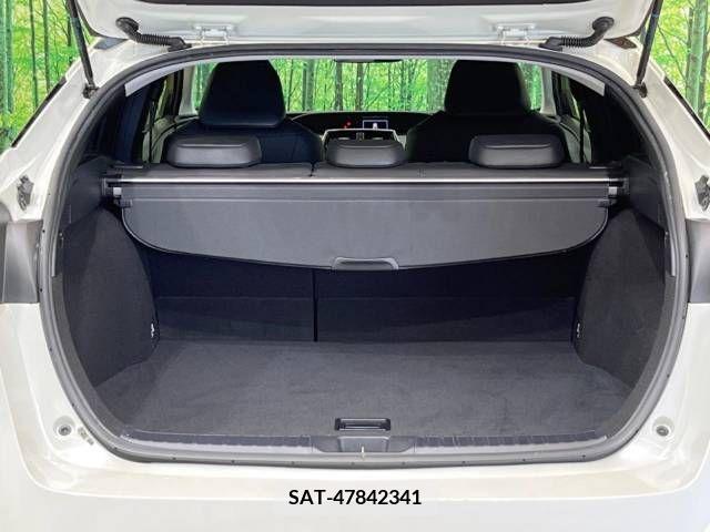 Toyota PRIUS 2018-04 346251-10