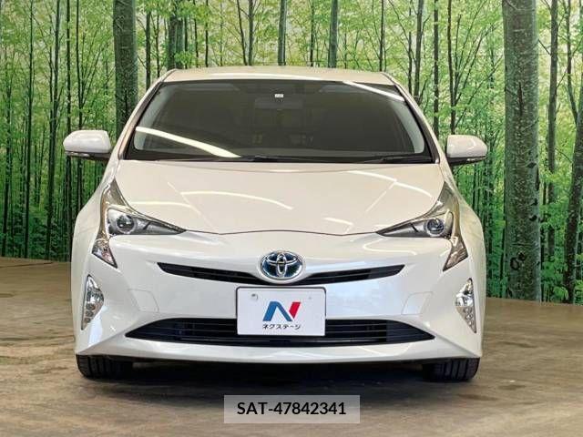 Toyota PRIUS 2018-04 346251-14