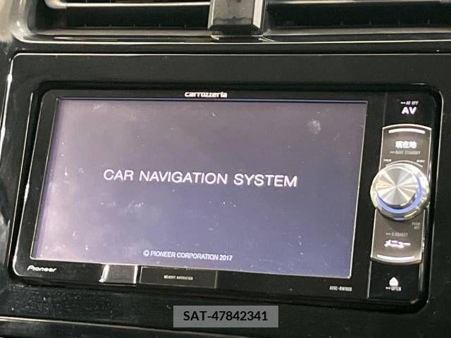 Toyota PRIUS 2018-04 346251-2