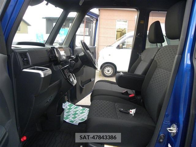 Daihatsu WAKE 2018-03 310581-10