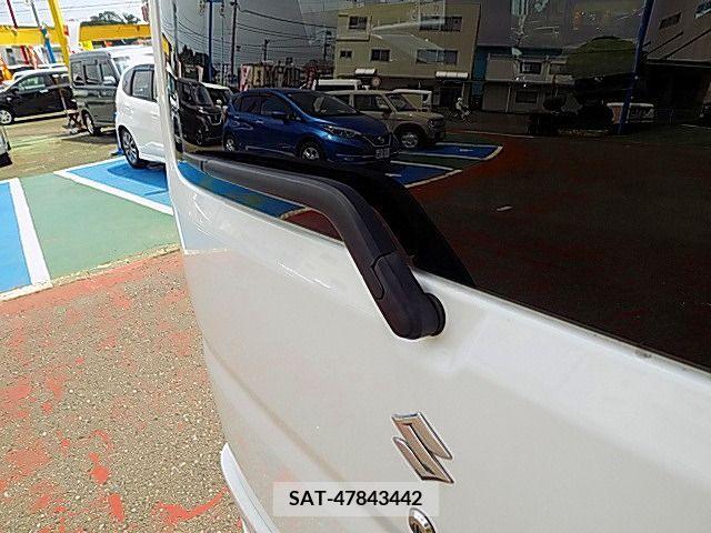 Suzuki EVERY 2017-06 384495-27