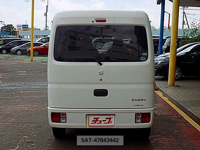 Suzuki EVERY 2017-06 384495-13