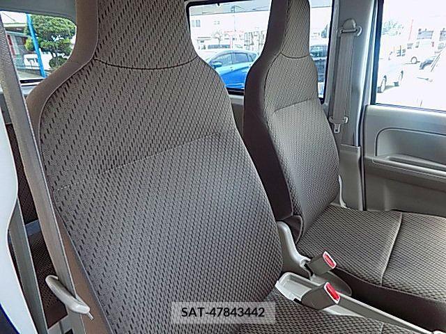 Suzuki EVERY 2017-06 384495-9