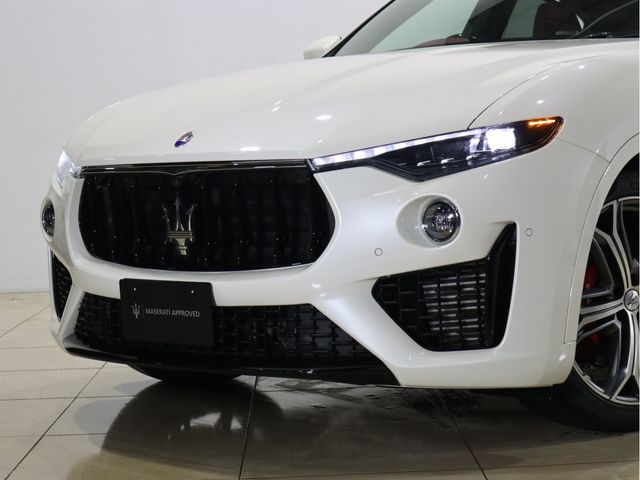 Maserati LEVANTE 2020-02 1279-5