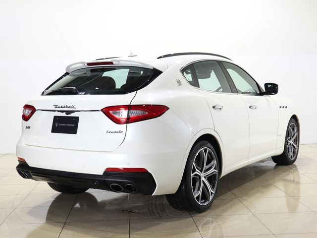 Maserati LEVANTE 2020-02 1279-7