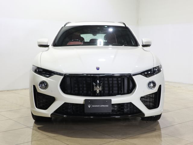 Maserati LEVANTE 2020-02 1279-1