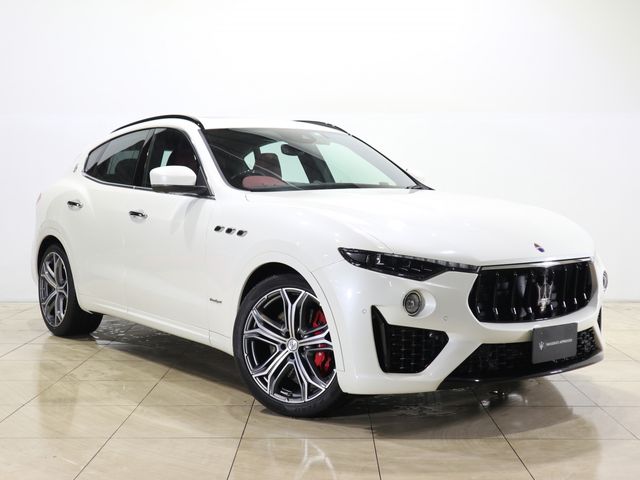 Maserati LEVANTE 2020-02 1279-3