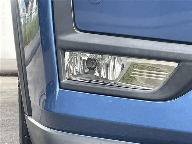 Nissan X-TRAIL 2018-10 195038-11