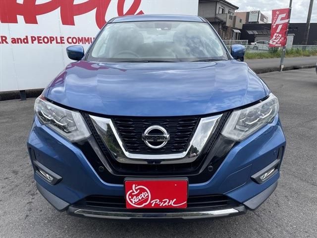 Nissan X-TRAIL 2018-10 195038-1