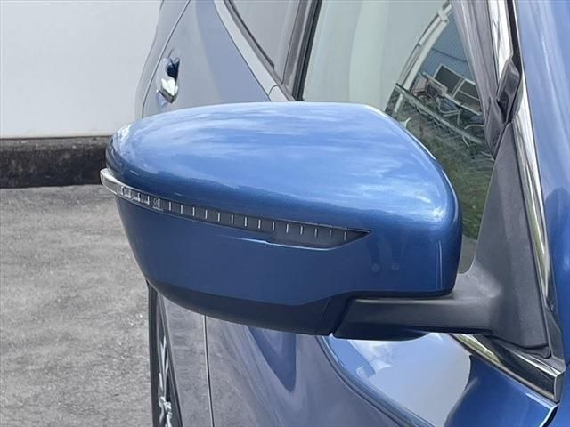 Nissan X-TRAIL 2018-10 195038-13