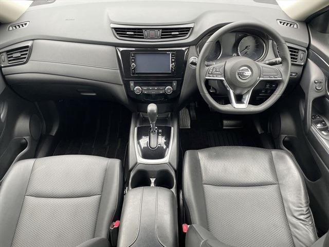 Nissan X-TRAIL 2018-10 195038-18