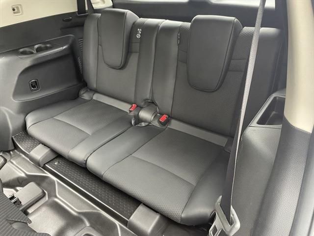 Nissan X-TRAIL 2018-10 195038-24