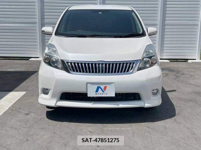 Toyota ISIS 2012-07 273453-15