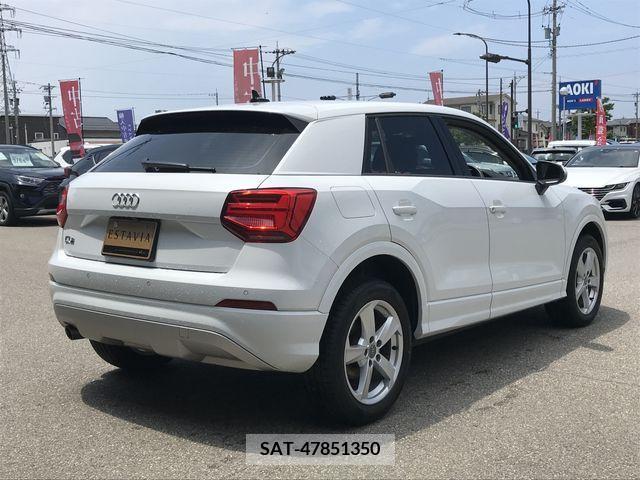 Audi Q2 2019-08 261218-2