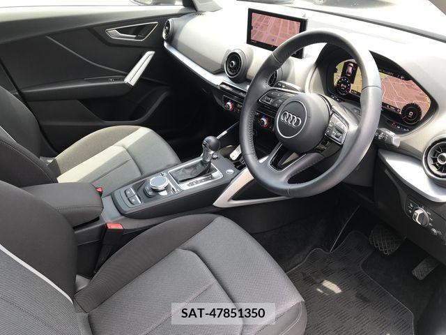 Audi Q2 2019-08 261218-9