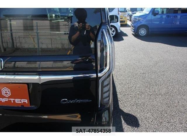 Honda N BOX 2021-09 220584-10