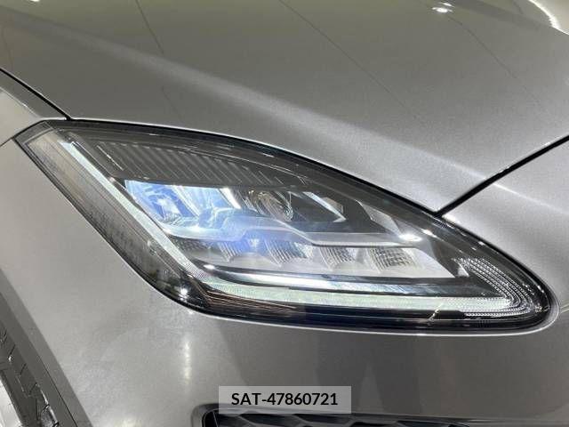 Jaguar E-PACE 2019-02 361887-10