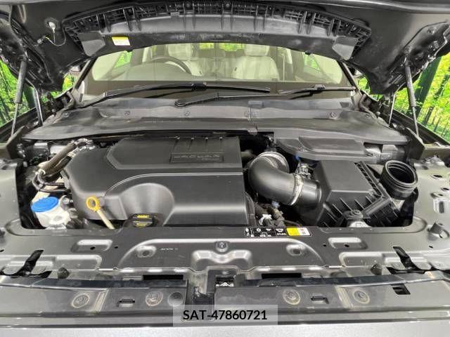 Jaguar E-PACE 2019-02 361887-15