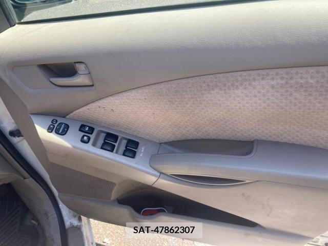 Toyota ISIS 2006-09 355096-8