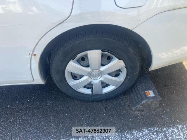 Toyota ISIS 2006-09 355096-6
