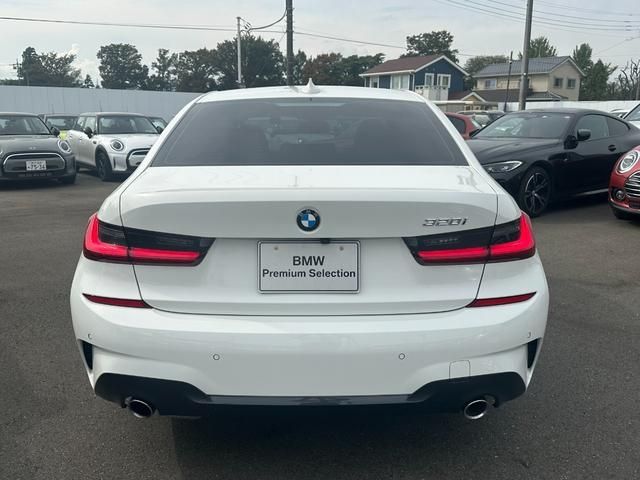 Bmw 3 SERIES 2019-07 15390-9