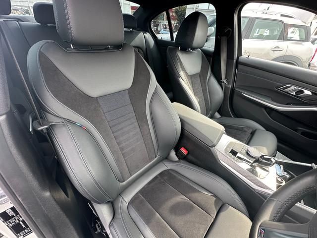 Bmw 3 SERIES 2019-07 15390-15