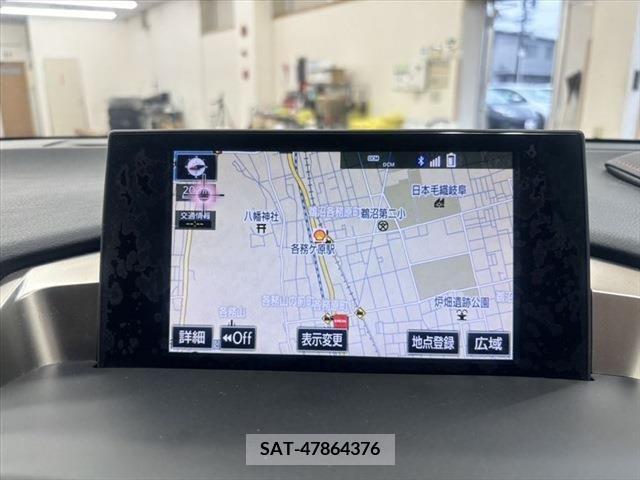 Lexus NX 2015-06 299724-2